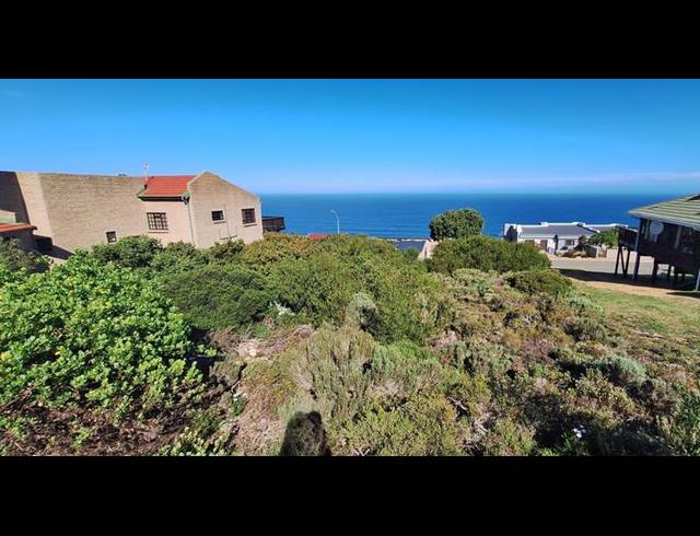 LAND FOR SALE IN DANA BAY